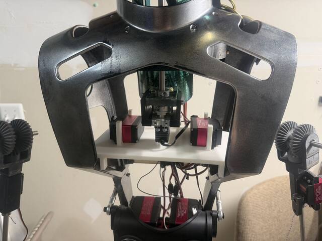 Front torso with arms